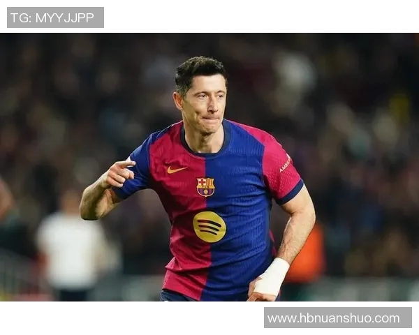 足球明星青眼白龙的传奇之路与荣耀时刻揭秘